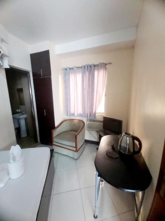 Cosmo Hotel Espana Near Ust Manila Eksteriør bilde